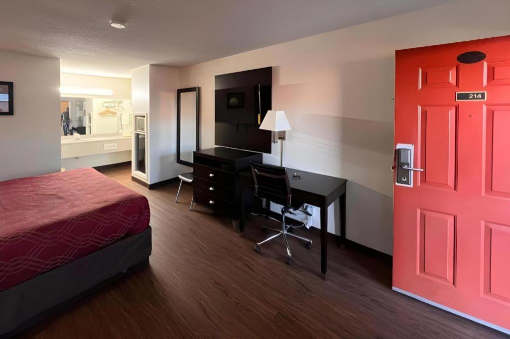 Econo Lodge Inn & Suites I-20, Exit 73 ทัสคาลูซา ภายนอก รูปภาพ