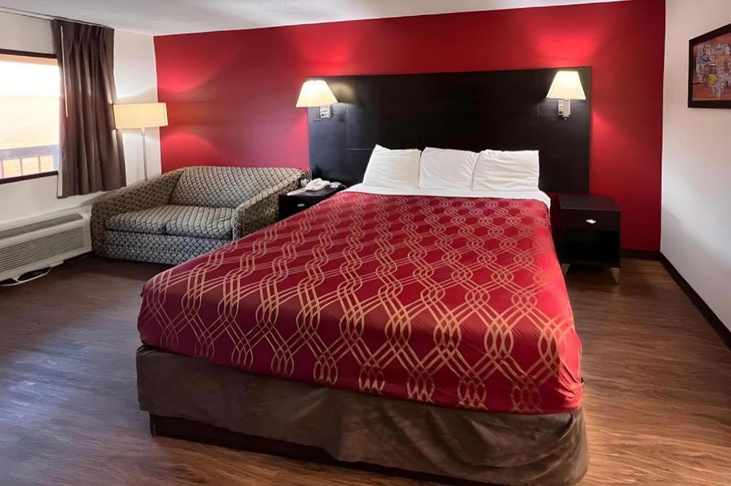 Econo Lodge Inn & Suites I-20, Exit 73 ทัสคาลูซา ภายนอก รูปภาพ