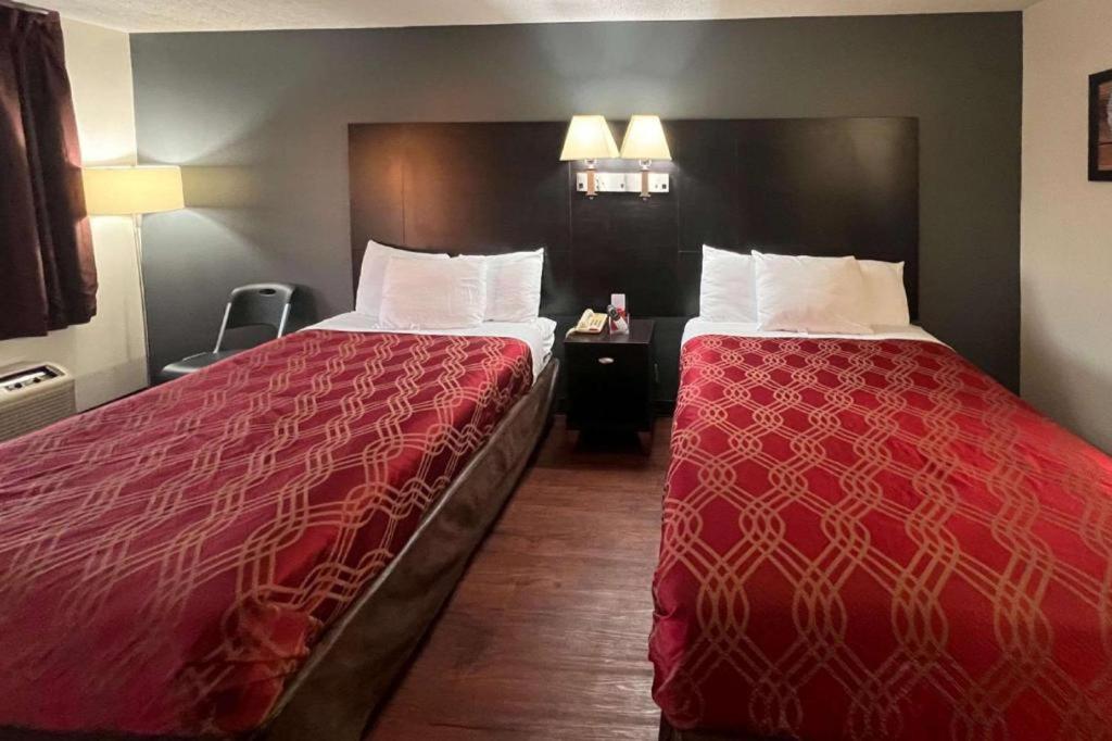 Econo Lodge Inn & Suites I-20, Exit 73 ทัสคาลูซา ภายนอก รูปภาพ