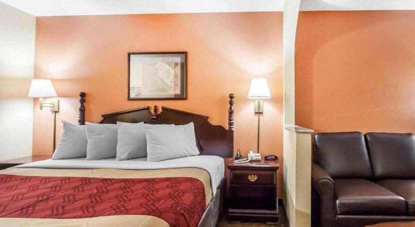 Econo Lodge Inn & Suites I-20, Exit 73 ทัสคาลูซา ภายนอก รูปภาพ
