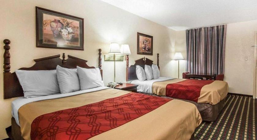 Econo Lodge Inn & Suites I-20, Exit 73 ทัสคาลูซา ภายนอก รูปภาพ