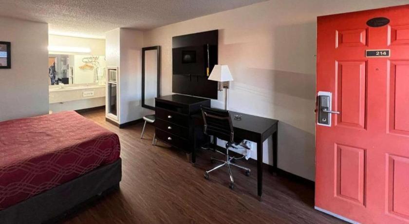 Econo Lodge Inn & Suites I-20, Exit 73 ทัสคาลูซา ภายนอก รูปภาพ