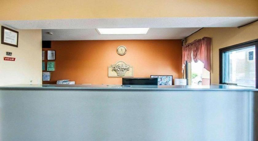 Econo Lodge Inn & Suites I-20, Exit 73 ทัสคาลูซา ภายนอก รูปภาพ